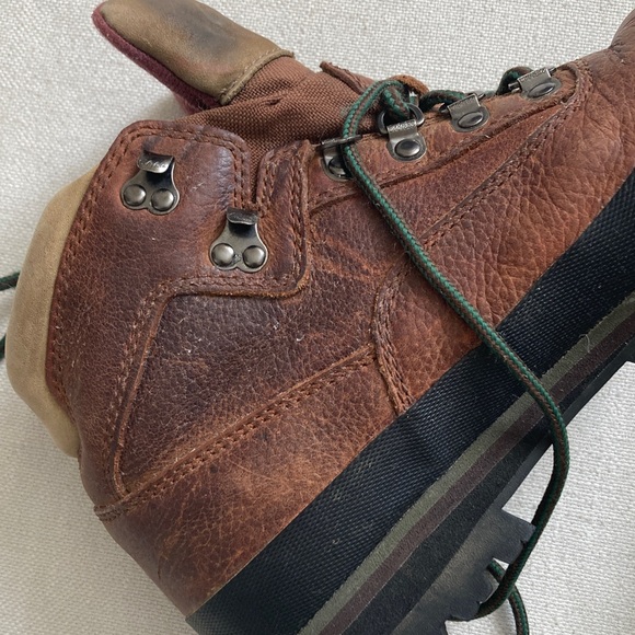 CABELA'S | Rimrock Mid Gore-tex Hiking Boot - Picture 11 of 16